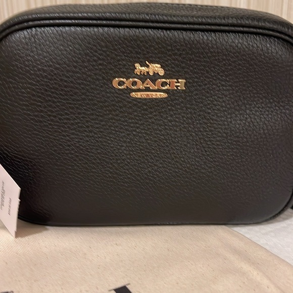 Retail $278 COACH Women’s Bag. NWT Coach Crossbody. Store bag included. - Picture 3 of 15